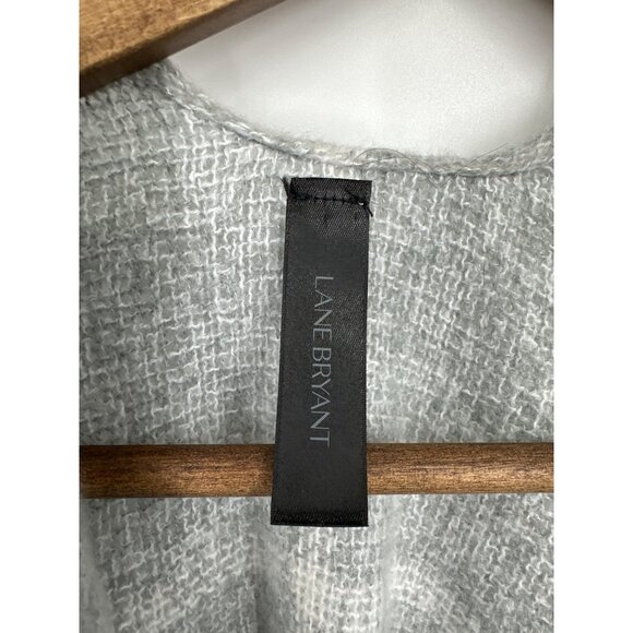 Lane Bryant Gray Plaid Open Front Fringe Trim Poncho Wrap - Picture 4 of 7